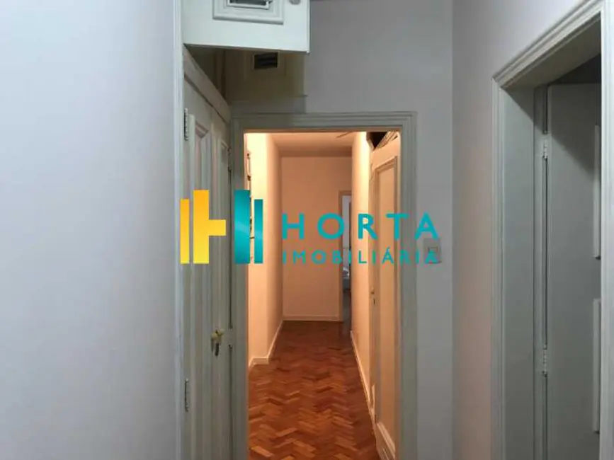 Foto 8 de Apartamento com 3 quartos para alugar, 230m2 em Rio De Janeiro - RJ