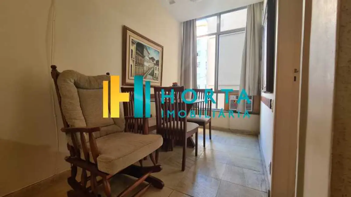 Foto 4 de Apartamento com 2 quartos para alugar, 80m2 em Rio De Janeiro - RJ