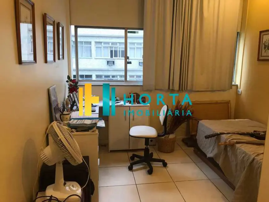 Apartamento com 4 quartos para alugar, 160m2 em Rio De Janeiro - RJ - imagem 9 Foto 9 de Apartamento com 4 quartos para alugar, 160m2 em Rio De Janeiro - RJ