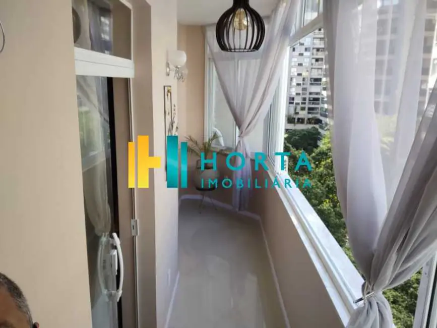 Foto 3 de Apartamento com 3 quartos à venda, 123m2 em Rio De Janeiro - RJ