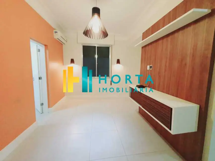 Apartamento com 1 quarto à venda, 55m2 em Rio De Janeiro - RJ - imagem 1 Foto 1 de Apartamento com 1 quarto à venda, 55m2 em Rio De Janeiro - RJ