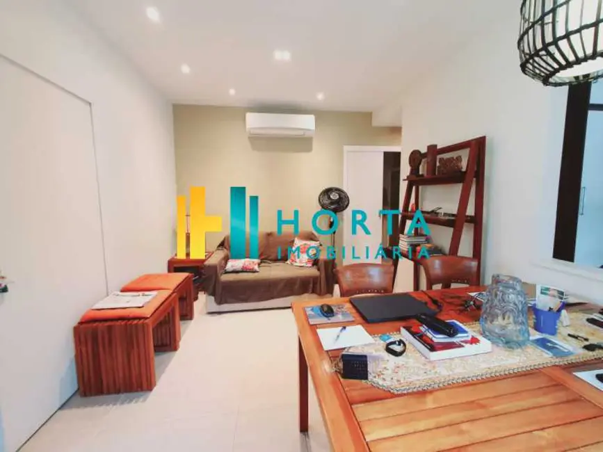 Apartamento com 2 quartos à venda, 65m2 em Rio De Janeiro - RJ - imagem 3 Foto 3 de Apartamento com 2 quartos à venda, 65m2 em Rio De Janeiro - RJ