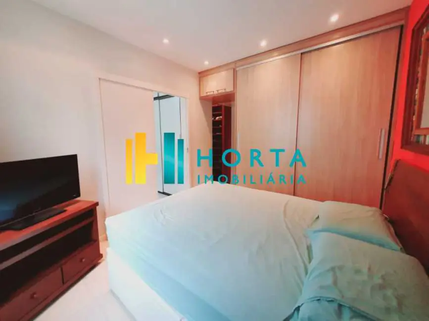 Apartamento com 2 quartos à venda, 65m2 em Rio De Janeiro - RJ - imagem 9 Foto 9 de Apartamento com 2 quartos à venda, 65m2 em Rio De Janeiro - RJ
