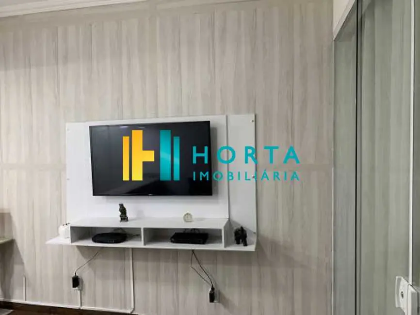 Kitnet à venda, 35m2 em Rio De Janeiro - RJ - imagem 3 Foto 3 de Kitnet à venda, 35m2 em Rio De Janeiro - RJ