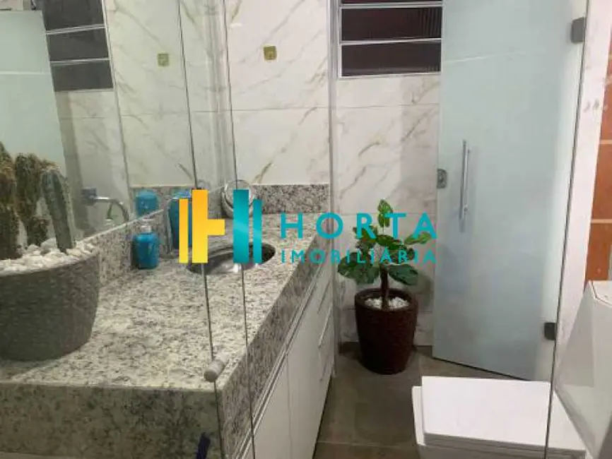 Kitnet à venda, 35m2 em Rio De Janeiro - RJ - imagem 7 Foto 7 de Kitnet à venda, 35m2 em Rio De Janeiro - RJ