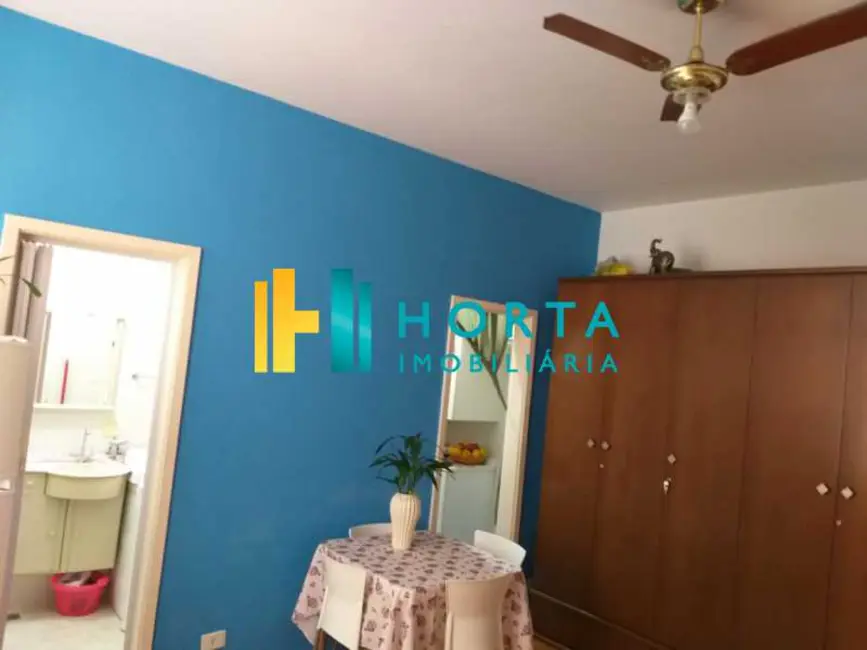 Foto 2 de Kitnet à venda, 30m2 em Rio De Janeiro - RJ