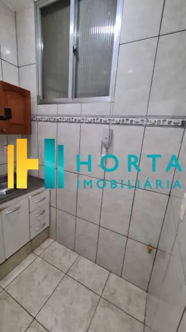 Kitnet com 1 quarto à venda, 37m2 em Rio De Janeiro - RJ - imagem 5 Foto 5 de Kitnet com 1 quarto à venda, 37m2 em Rio De Janeiro - RJ