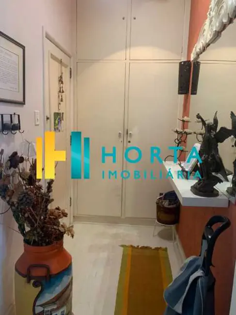 Foto 2 de Apartamento com 1 quarto à venda, 56m2 em Rio De Janeiro - RJ