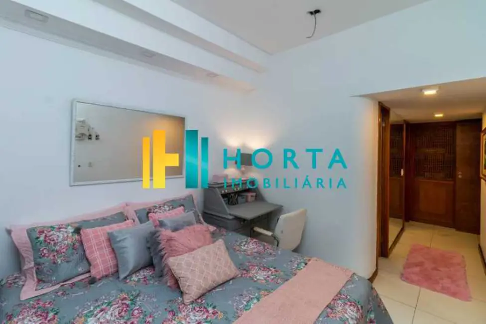 Foto 5 de Apartamento com 4 quartos à venda, 170m2 em Rio De Janeiro - RJ