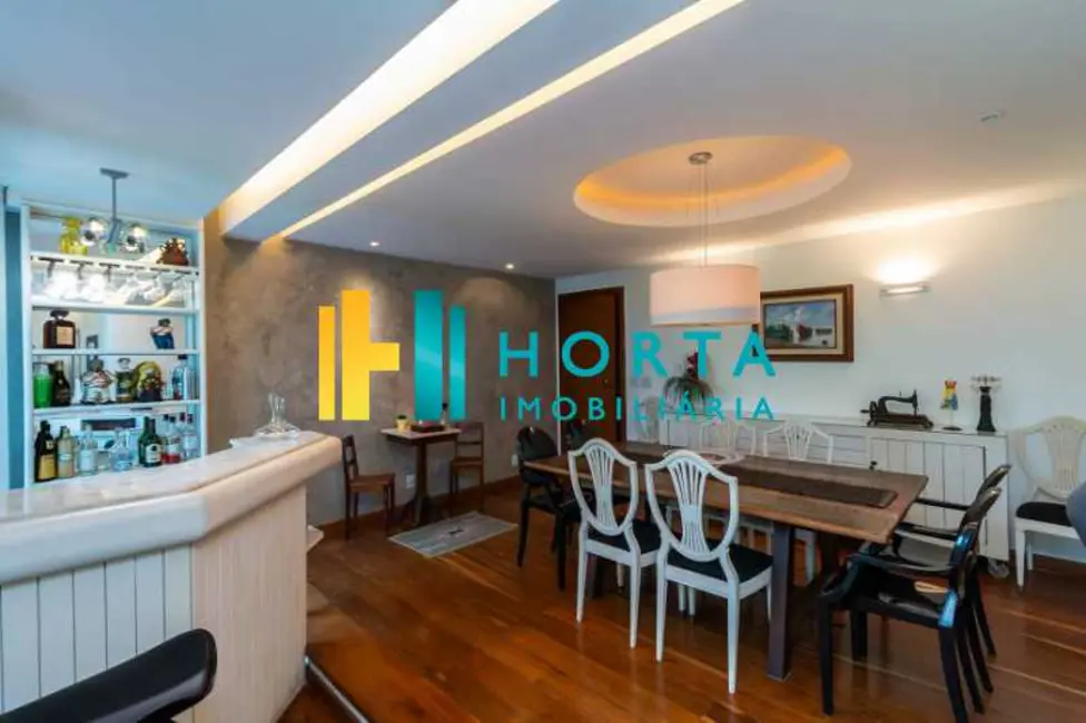 Foto 4 de Apartamento com 4 quartos à venda, 170m2 em Rio De Janeiro - RJ