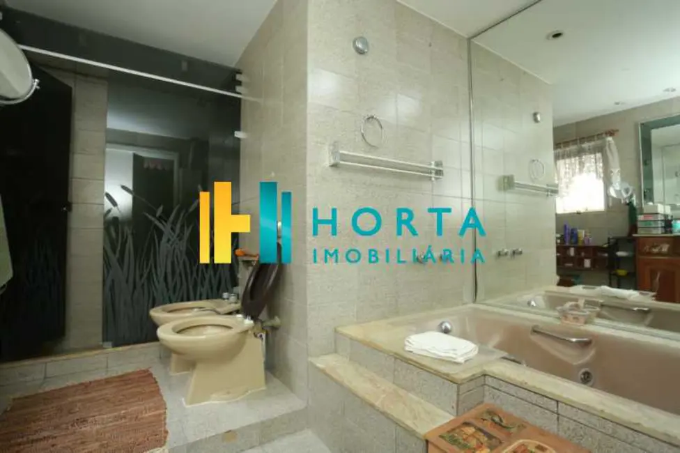Foto 9 de Apartamento com 4 quartos à venda, 260m2 em Rio De Janeiro - RJ