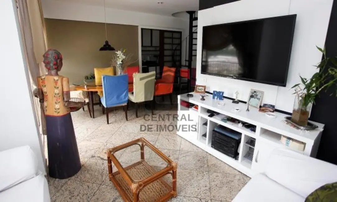 Foto 1 de Cobertura com 3 quartos à venda, 160m2 em Rio De Janeiro - RJ