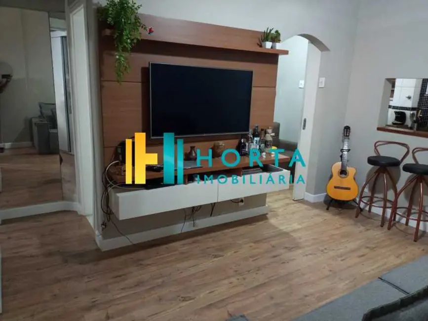 Foto 2 de Apartamento com 1 quarto à venda, 51m2 em Rio De Janeiro - RJ