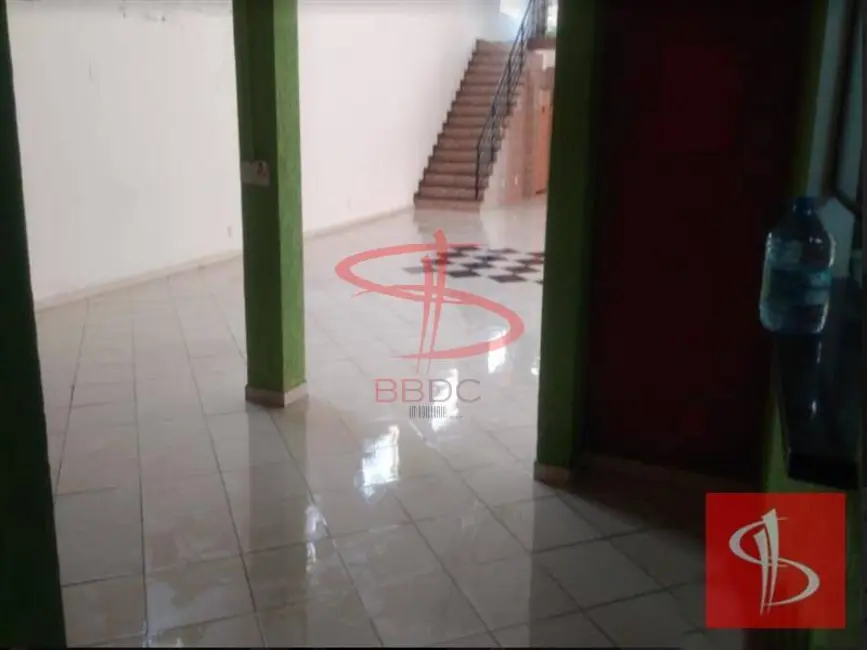 Armazém / Galpão para alugar, 300m2 em Vila Dom Pedro II, São Paulo - SP - imagem 5 Foto 5 de Armazém / Galpão para alugar, 300m2 em Vila Dom Pedro II, São Paulo - SP