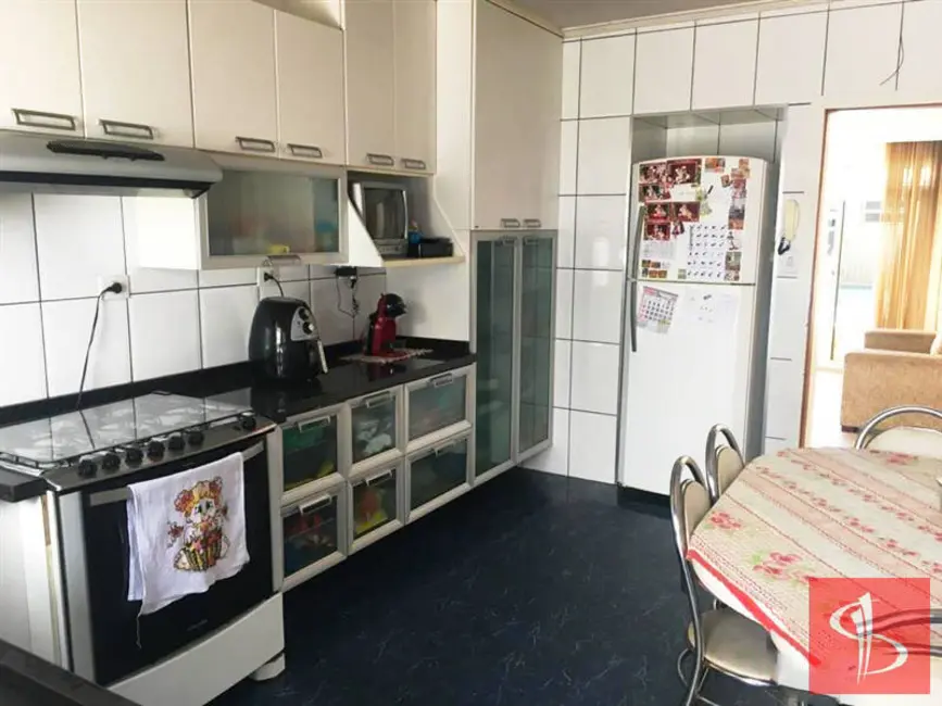 Sobrado com 3 quartos à venda, 350m2 em Chácara Mafalda, São Paulo - SP - imagem 6 Foto 6 de Sobrado com 3 quartos à venda, 350m2 em Chácara Mafalda, São Paulo - SP
