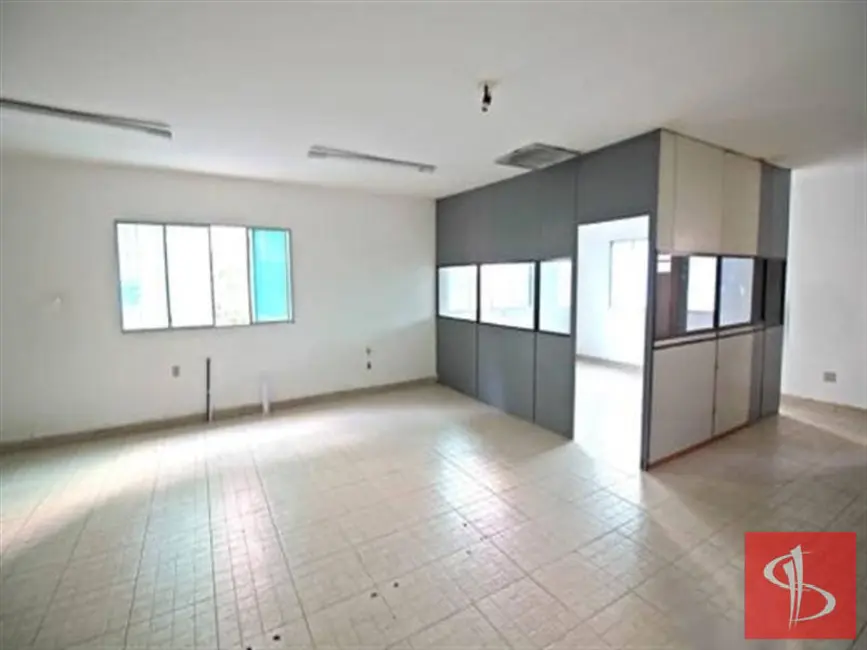 Sala Comercial para alugar, 195m2 em Tatuapé, São Paulo - SP - imagem 4 Foto 4 de Sala Comercial para alugar, 195m2 em Tatuapé, São Paulo - SP