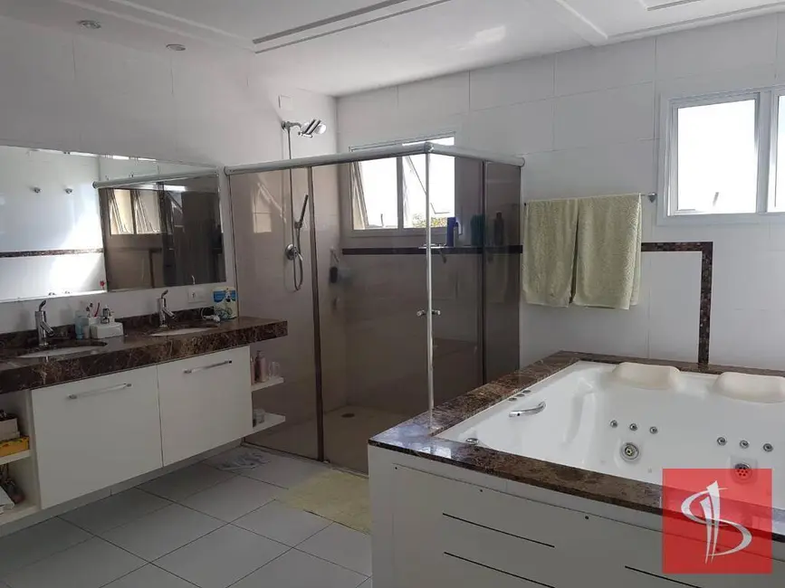 Foto 3 de Casa com 4 quartos à venda, 300m2 em Jardim Fazenda Rincão, Aruja - SP