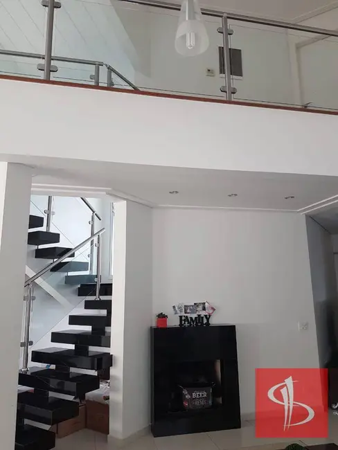 Foto 8 de Casa com 4 quartos à venda, 300m2 em Jardim Fazenda Rincão, Aruja - SP