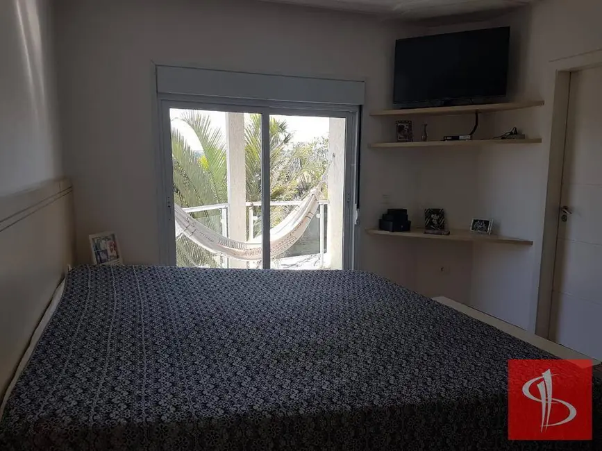 Foto 4 de Casa com 4 quartos à venda, 300m2 em Jardim Fazenda Rincão, Aruja - SP