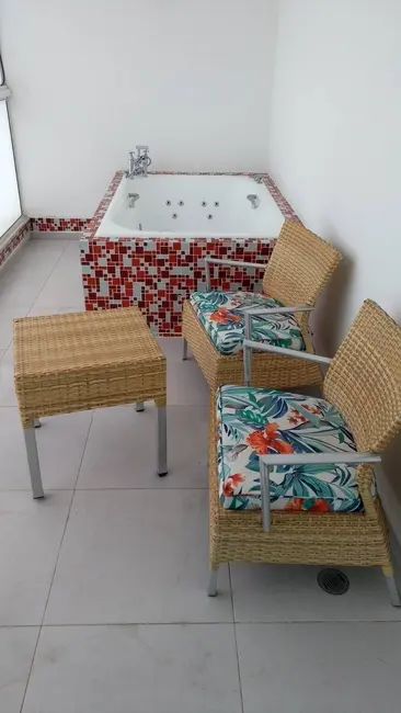 Foto 5 de Casa com 4 quartos para alugar, 270m2 em Jardim Fazenda Rincão, Aruja - SP