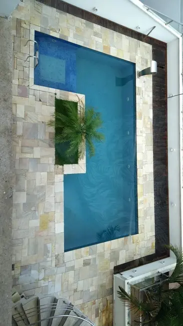 Foto 4 de Casa com 4 quartos para alugar, 270m2 em Jardim Fazenda Rincão, Aruja - SP