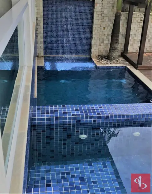 Foto 3 de Casa à venda, 200m2 em Jardim Fazenda Rincão, Aruja - SP