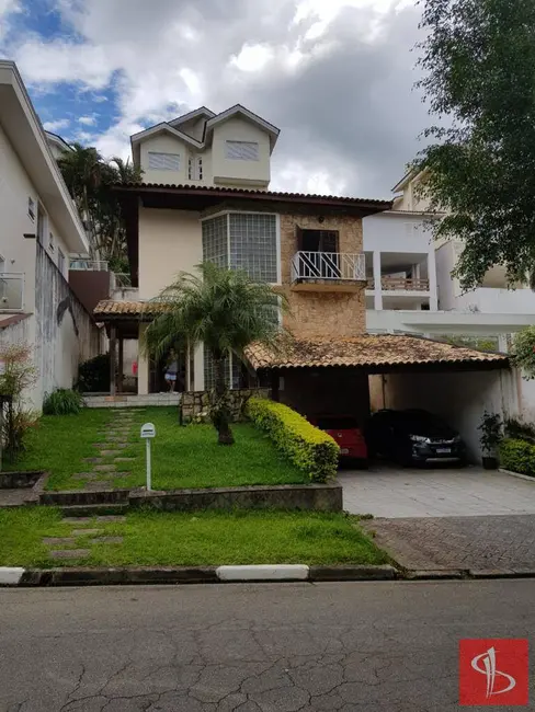 Foto 1 de Casa com 2 quartos à venda, 206m2 em Jardim das Cerejeiras, Aruja - SP