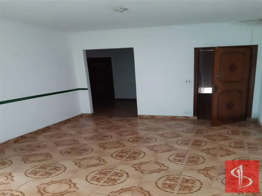 Foto 2 de Sobrado com 3 quartos para alugar, 400m2 em Vila Nova York, São Paulo - SP