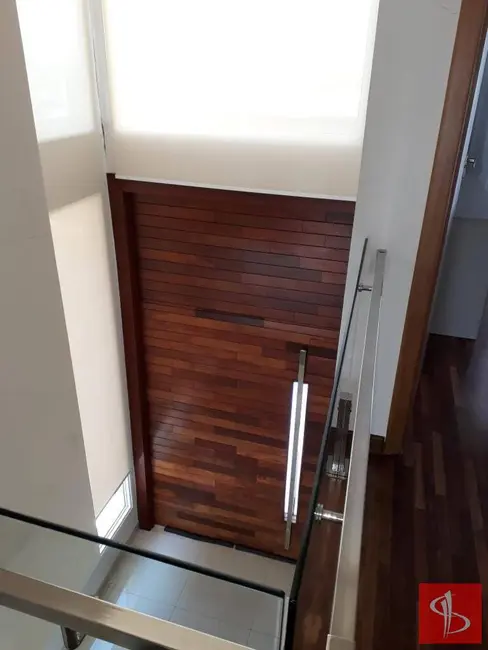 Foto 3 de Casa com 4 quartos à venda, 218m2 em Jardim das Cerejeiras, Aruja - SP