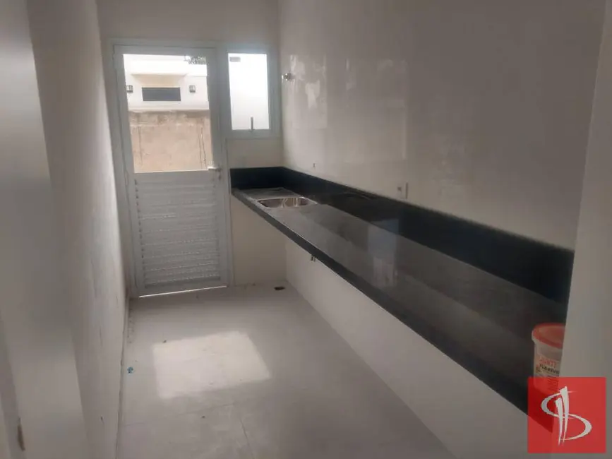 Foto 8 de Casa com 4 quartos à venda, 280m2 em Jardim das Cerejeiras, Aruja - SP