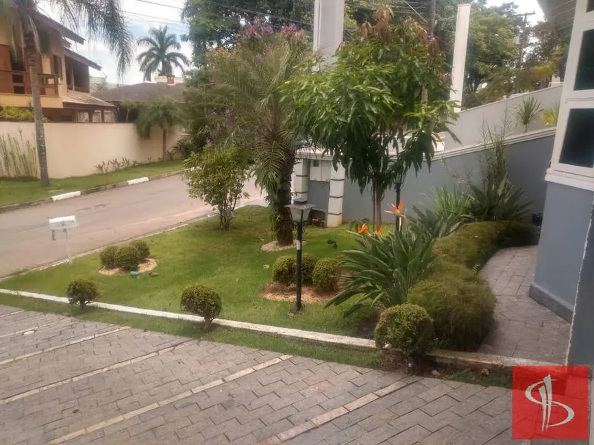 Foto 2 de Casa com 3 quartos à venda, 300m2 em Jardim das Cerejeiras, Aruja - SP