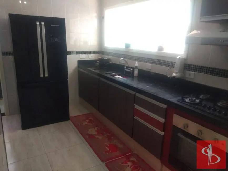 Foto 7 de Casa com 3 quartos à venda, 300m2 em Jardim das Cerejeiras, Aruja - SP