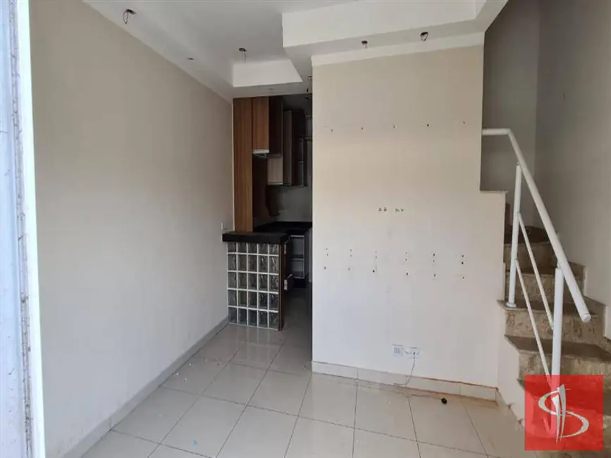 Sobrado com 2 quartos à venda, 72m2 em Vila Ré, São Paulo - SP - imagem 3 Foto 3 de Sobrado com 2 quartos à venda, 72m2 em Vila Ré, São Paulo - SP