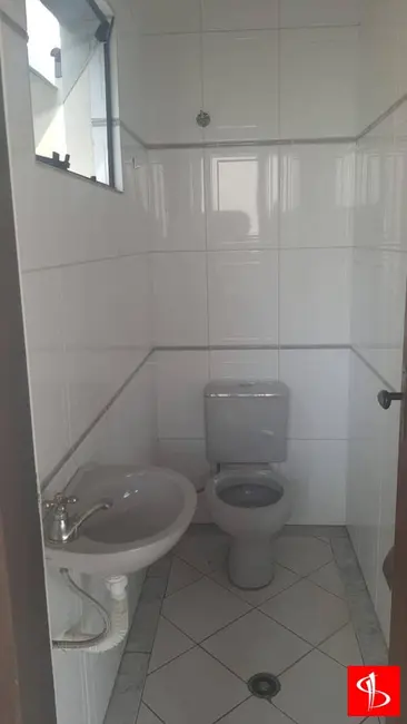 Foto 6 de Casa com 4 quartos para alugar, 340m2 em Jardim Fazenda Rincão, Aruja - SP