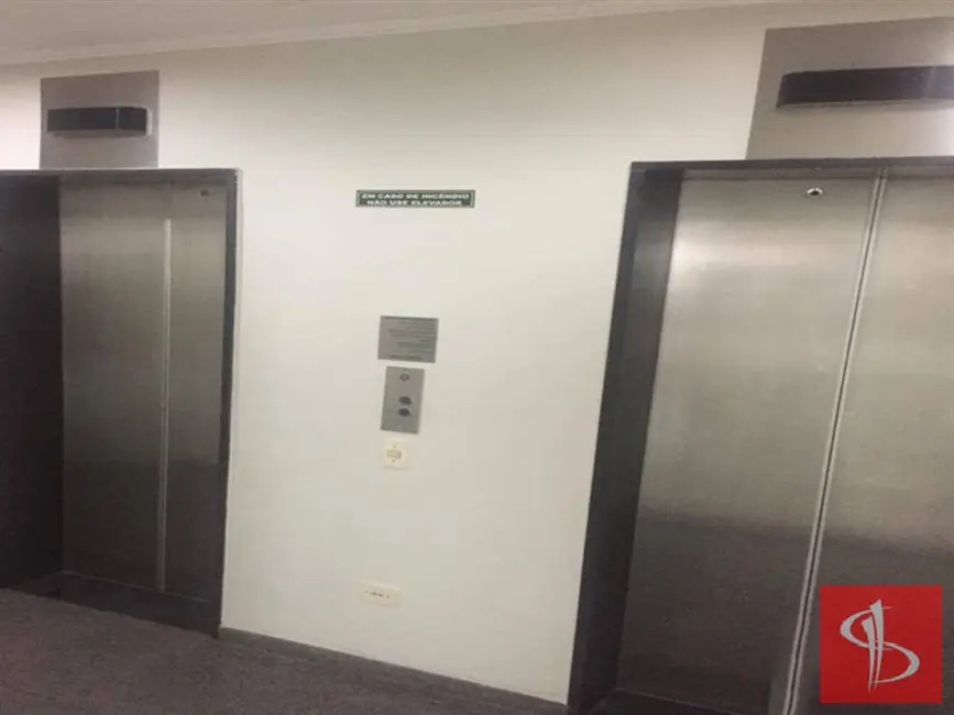 Foto 3 de Sala Comercial à venda, 202m2 em Quarta Parada, São Paulo - SP