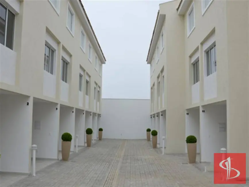 Sobrado com 3 quartos à venda, 112m2 em Vila Santa Clara, São Paulo - SP - imagem 2 Foto 2 de Sobrado com 3 quartos à venda, 112m2 em Vila Santa Clara, São Paulo - SP