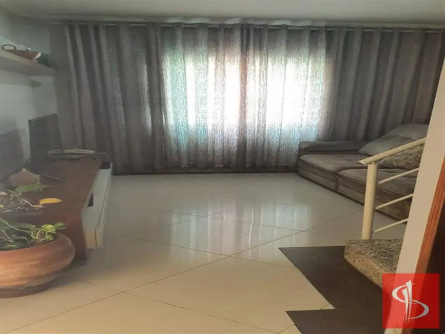 Sobrado com 2 quartos à venda, 110m2 em Penha de França, São Paulo - SP - imagem 3 Foto 3 de Sobrado com 2 quartos à venda, 110m2 em Penha de França, São Paulo - SP