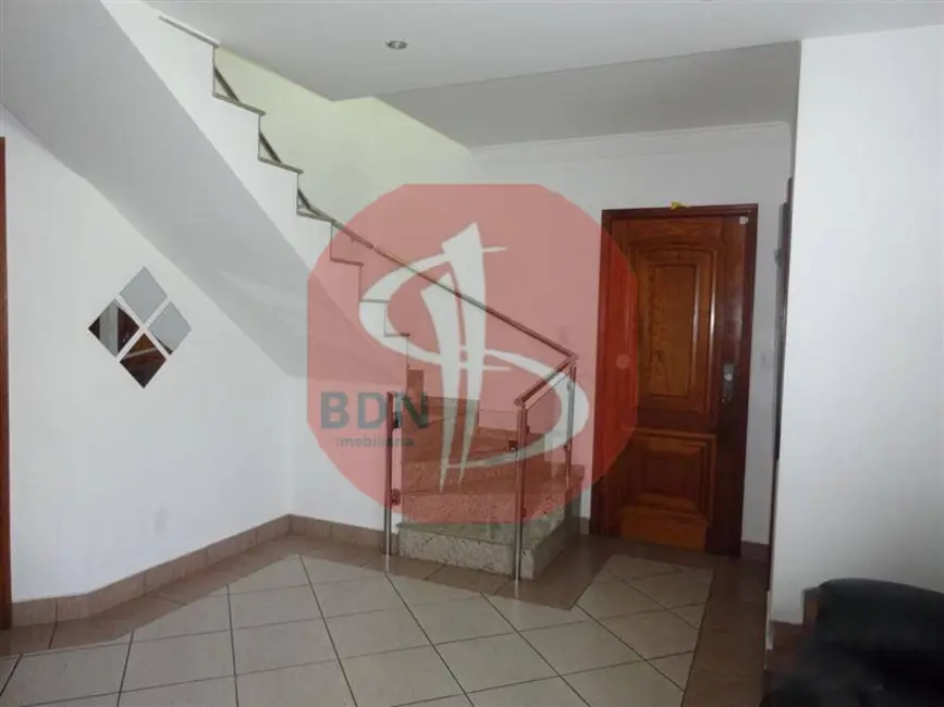 Sobrado com 3 quartos à venda, 168m2 em Vila Carrão, São Paulo - SP - imagem 3 Foto 3 de Sobrado com 3 quartos à venda, 168m2 em Vila Carrão, São Paulo - SP