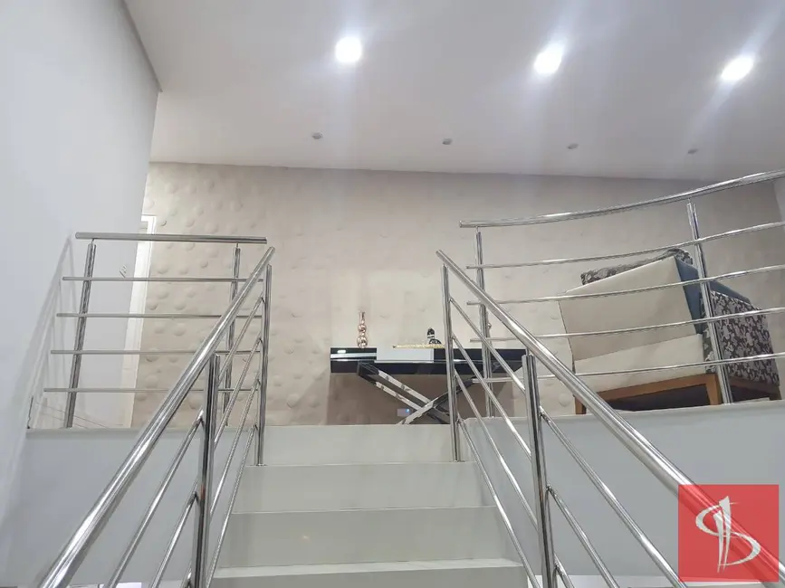 Foto 5 de Casa com 3 quartos à venda, 300m2 em Jardim das Cerejeiras, Aruja - SP