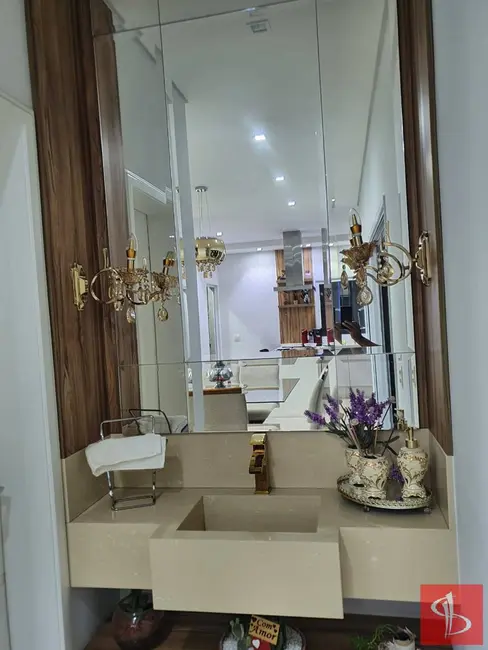 Foto 8 de Casa com 3 quartos à venda, 300m2 em Jardim das Cerejeiras, Aruja - SP