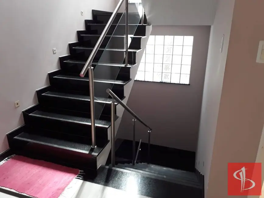 Foto 4 de Casa com 4 quartos para alugar, 600m2 em Arujázinho I, II e III, Aruja - SP