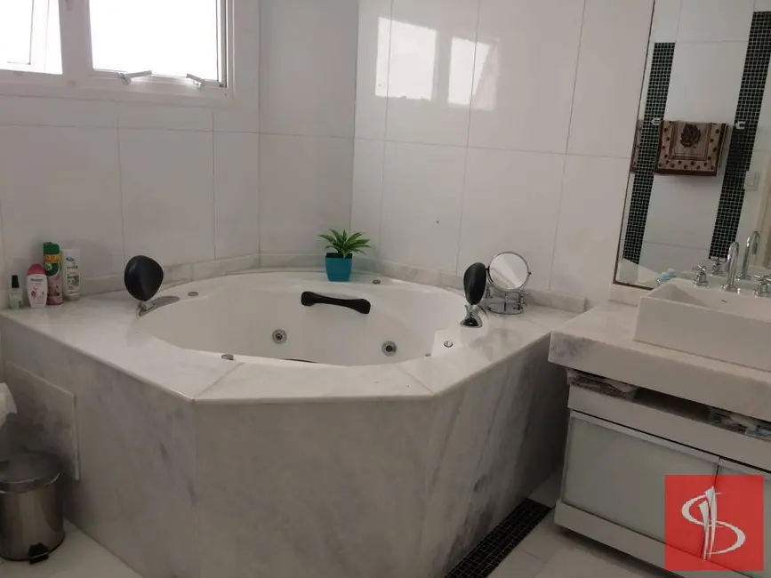 Foto 9 de Casa com 3 quartos à venda e para alugar, 322m2 em Jardim Fazenda Rincão, Aruja - SP