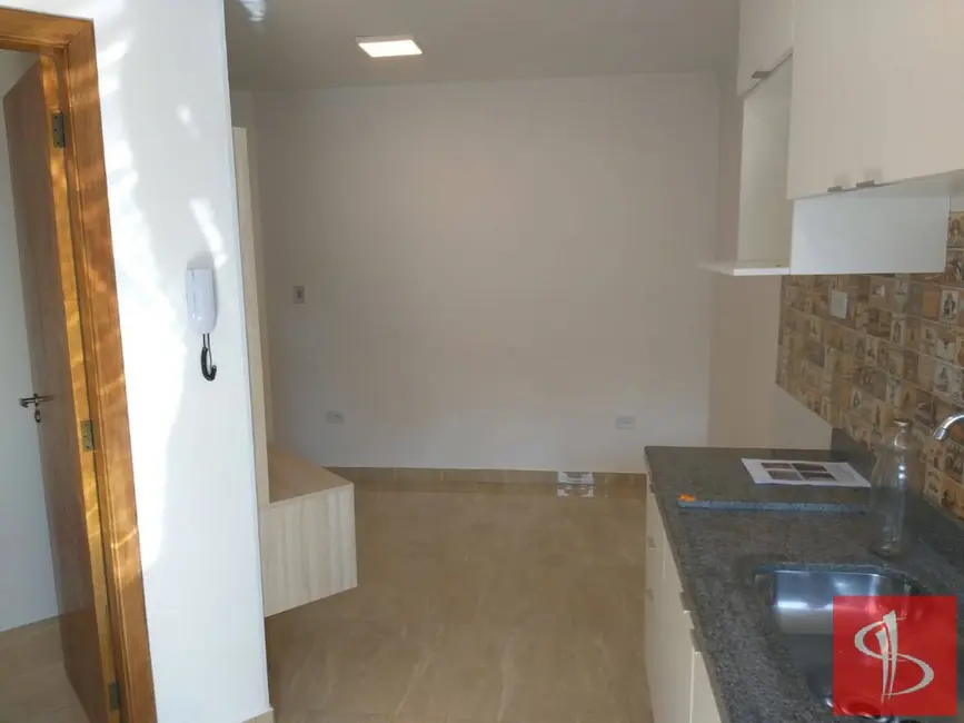 Kitnet com 1 quarto para alugar, 42m2 em Cidade Mãe do Céu, São Paulo - SP - imagem 4 Foto 4 de Kitnet com 1 quarto para alugar, 42m2 em Cidade Mãe do Céu, São Paulo - SP