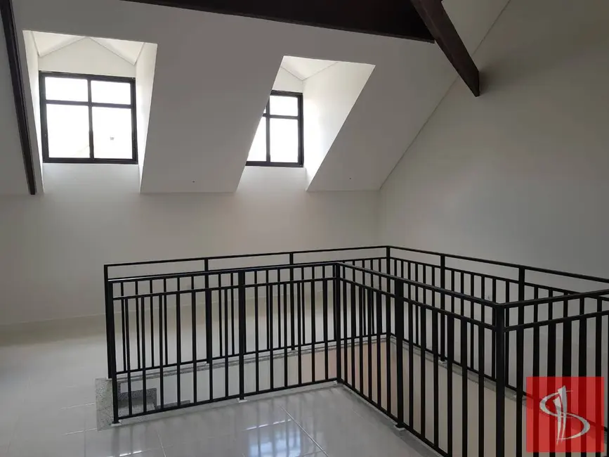Foto 2 de Casa com 4 quartos à venda, 250m2 em Vila Esperia ou Giglio, Atibaia - SP