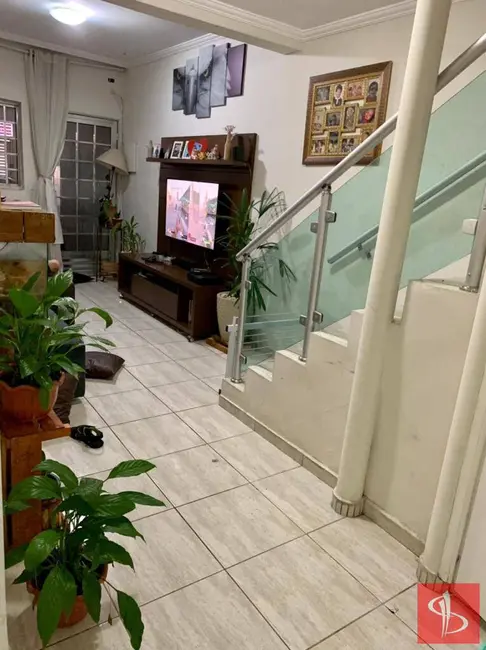 Sobrado com 3 quartos à venda, 110m2 em Vila Ponte Rasa, São Paulo - SP - imagem 2 Foto 2 de Sobrado com 3 quartos à venda, 110m2 em Vila Ponte Rasa, São Paulo - SP