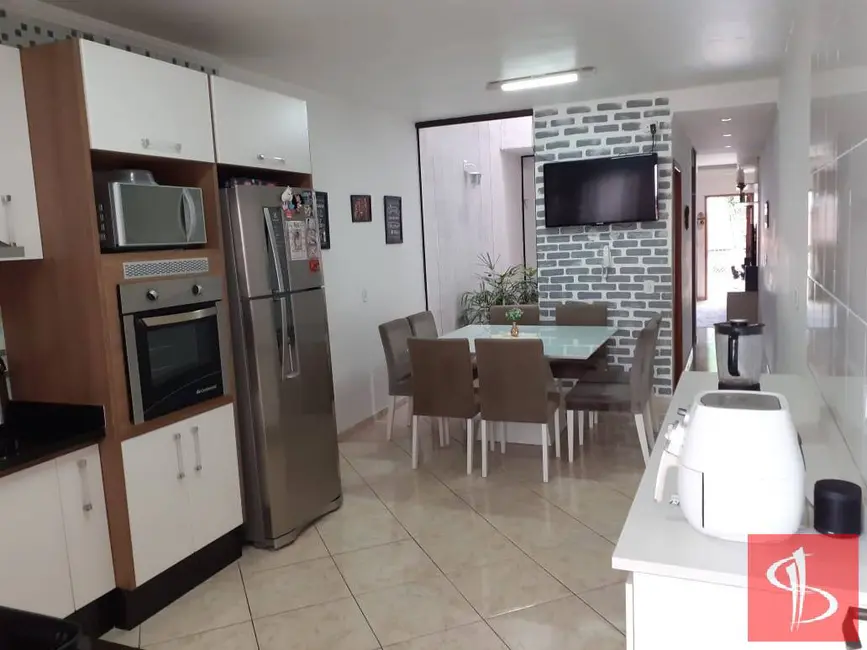 Sobrado com 3 quartos à venda, 250m2 em Penha de França, São Paulo - SP - imagem 7 Foto 7 de Sobrado com 3 quartos à venda, 250m2 em Penha de França, São Paulo - SP