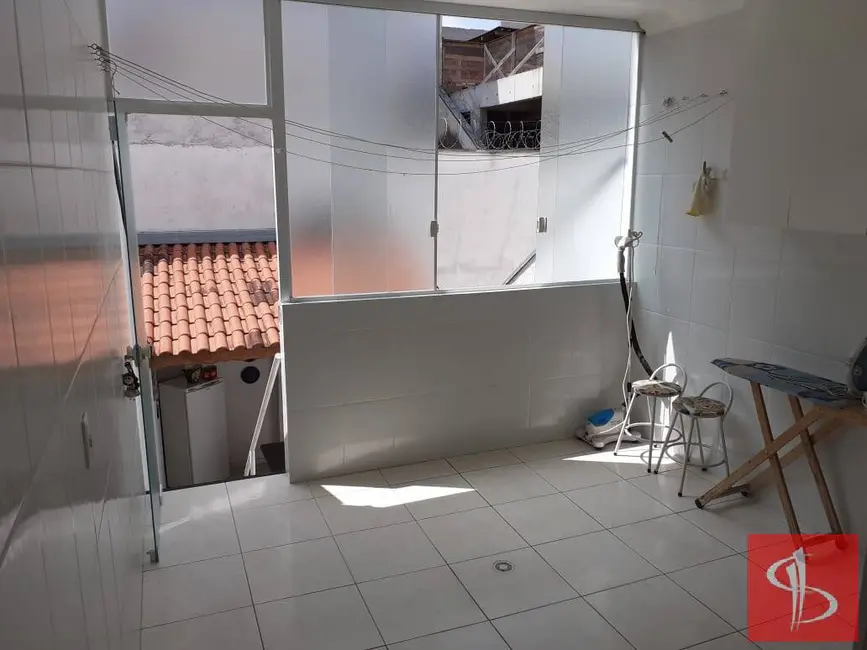 Sobrado com 3 quartos à venda, 250m2 em Penha de França, São Paulo - SP - imagem 9 Foto 9 de Sobrado com 3 quartos à venda, 250m2 em Penha de França, São Paulo - SP