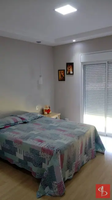 Foto 5 de Casa com 3 quartos à venda, 287m2 em Santa Isabel - SP