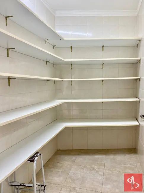 Foto 6 de Casa com 4 quartos para alugar, 620m2 em Arujázinho I, II e III, Aruja - SP