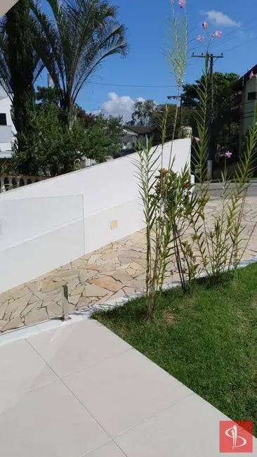 Foto 7 de Casa com 4 quartos à venda, 272m2 em Jardim das Cerejeiras, Aruja - SP